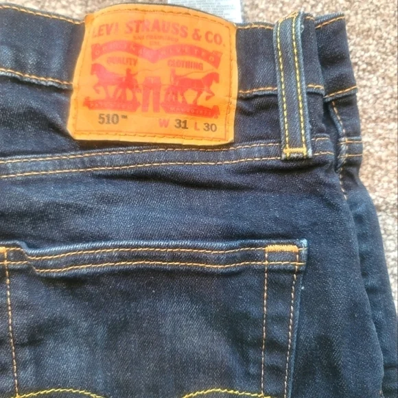 Levi's 510 Jeans - Picture 2 of 2